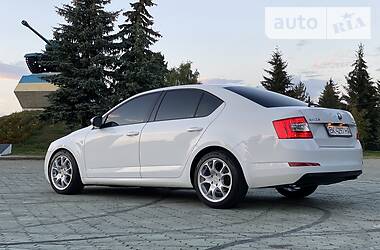 Хэтчбек Skoda Octavia 2014 в Дубно