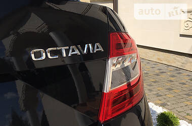 Седан Skoda Octavia 2016 в Ужгороде