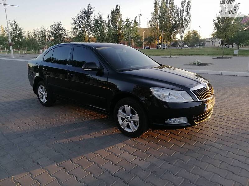 Хэтчбек Skoda Octavia 2012 в Измаиле