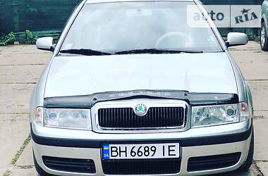 Седан Skoda Octavia 2003 в Измаиле