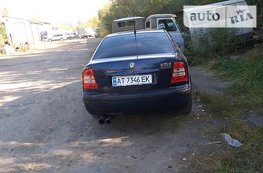 Хэтчбек Skoda Octavia 2001 в Надворной