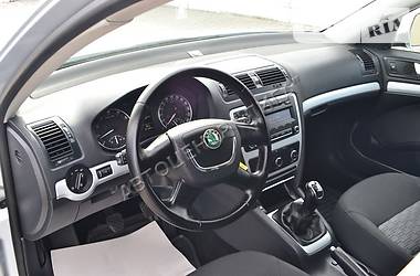 Универсал Skoda Octavia 2011 в 
