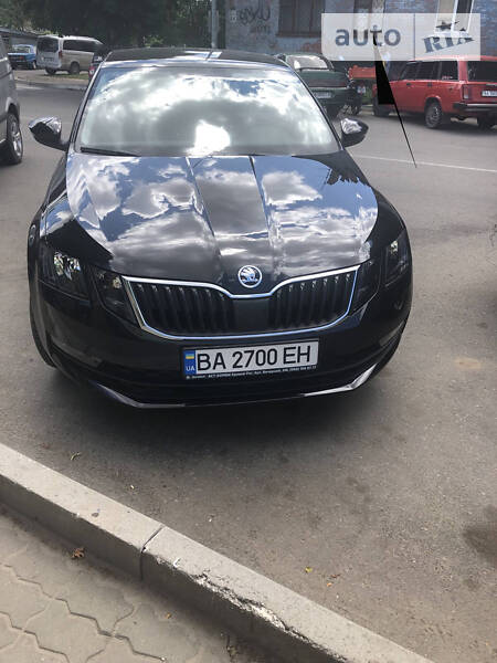 Седан Skoda Octavia 2020 в Петрове