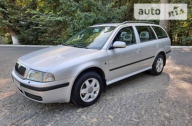 Универсал Skoda Octavia 2005 в Черновцах