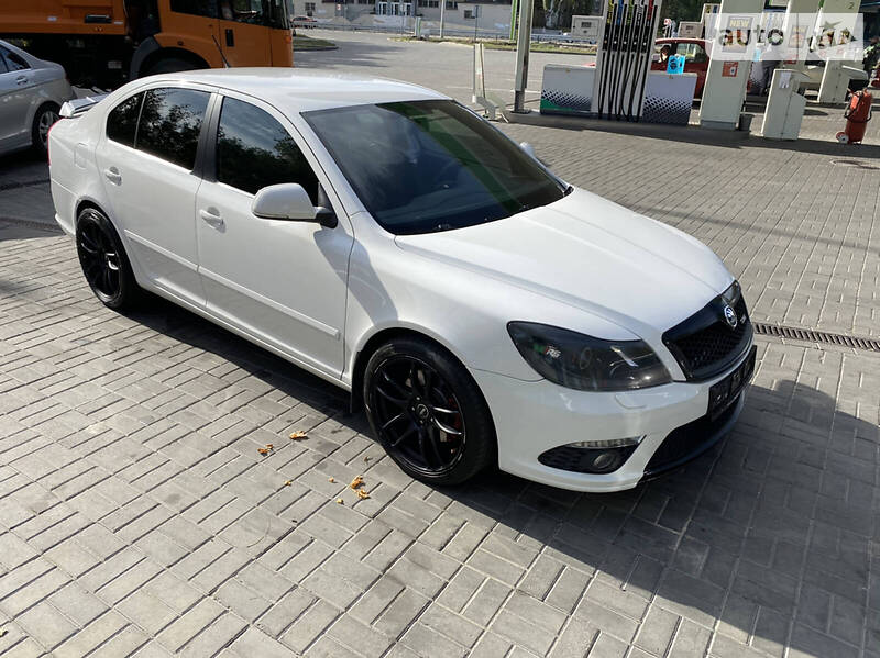 Хэтчбек Skoda Octavia 2011 в Днепре