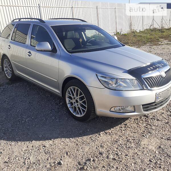 Универсал Skoda Octavia 2012 в Кропивницком