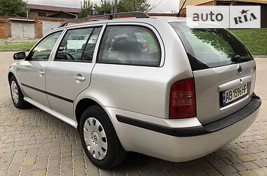 Универсал Skoda Octavia 2001 в Виннице