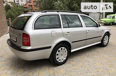 Универсал Skoda Octavia 2001 в Виннице