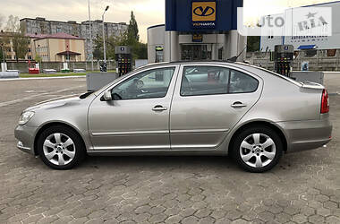 Седан Skoda Octavia 2009 в Костополе