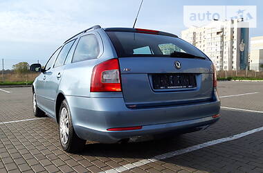 Универсал Skoda Octavia 2009 в Виннице