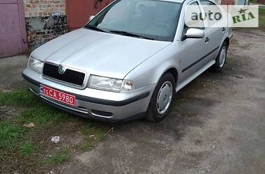 Лифтбек Skoda Octavia 2000 в Чернигове