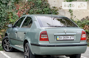 Ліфтбек Skoda Octavia 2004 в Одесі