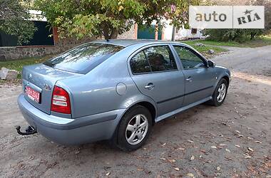 Хэтчбек Skoda Octavia 2003 в Полтаве