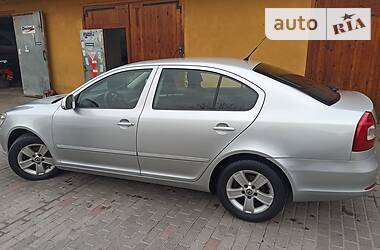 Седан Skoda Octavia 2010 в Белогорье