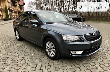 Седан Skoda Octavia 2016 в Луцке