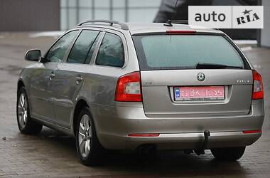 Универсал Skoda Octavia 2009 в Умани