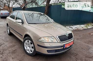 Хэтчбек Skoda Octavia 2005 в 