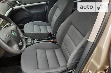 Хэтчбек Skoda Octavia 2005 в 