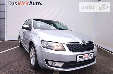 Седан Skoda Octavia 2013 в Кропивницком