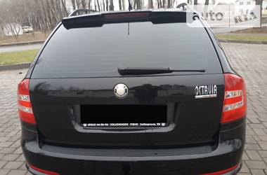 Универсал Skoda Octavia 2007 в Покровске