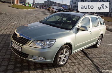 Универсал Skoda Octavia 2009 в Львове