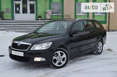 Универсал Skoda Octavia 2012 в Стрые