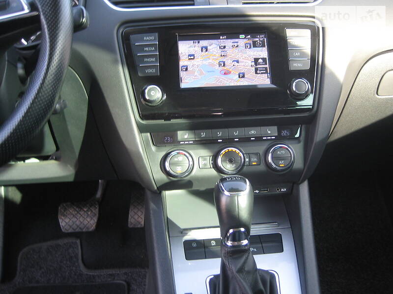 Універсал Skoda Octavia 2015 в Бердичеві