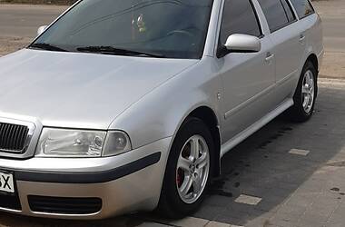 Універсал Skoda Octavia 2000 в Ужгороді