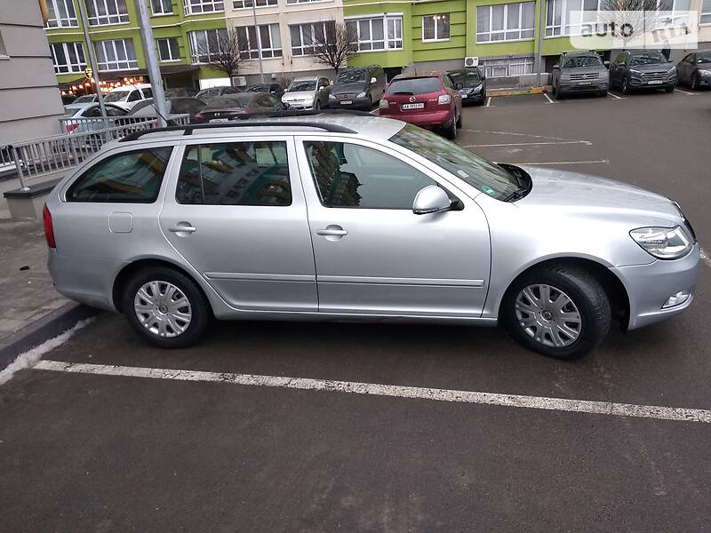 Универсал Skoda Octavia 2010 в Киеве