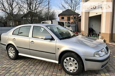 Седан Skoda Octavia 2008 в Луцке