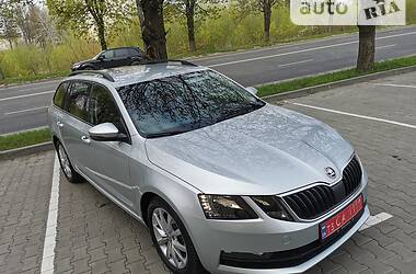 Універсал Skoda Octavia 2017 в Луцьку