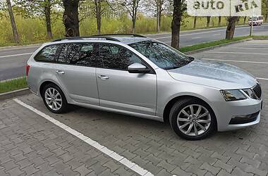 Универсал Skoda Octavia 2017 в Луцке