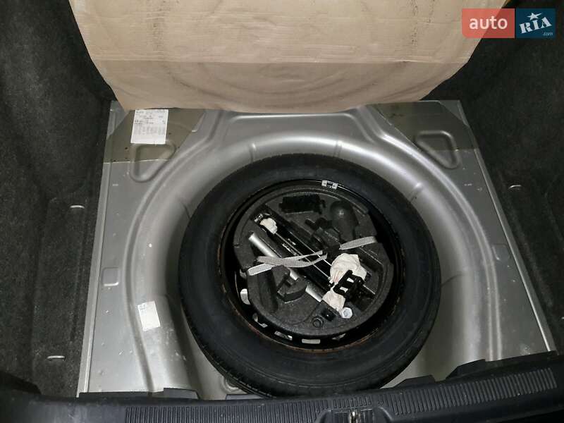 Универсал Skoda Octavia 2012 в Чернигове