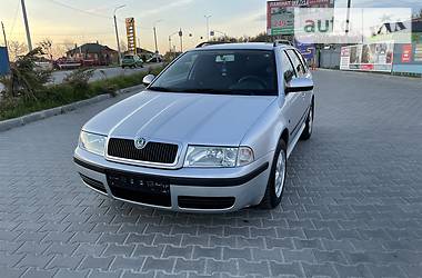 Универсал Skoda Octavia 2010 в Виннице