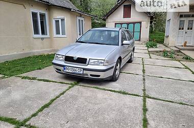 Универсал Skoda Octavia 2000 в Гусятине