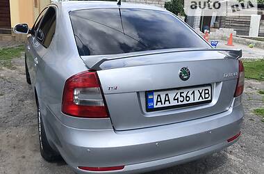 Лифтбек Skoda Octavia 2010 в Киеве