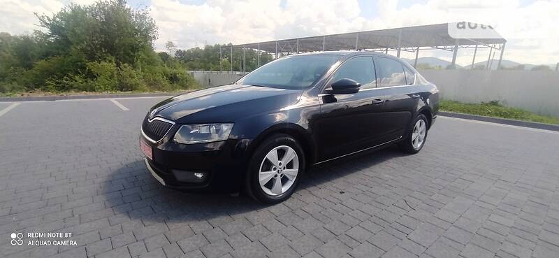 Седан Skoda Octavia 2014 в Надворной