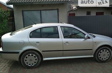 Лифтбек Skoda Octavia 2003 в Львове