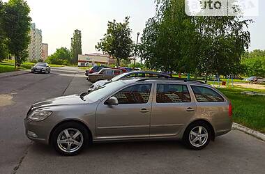 Универсал Skoda Octavia 2009 в Звягеле