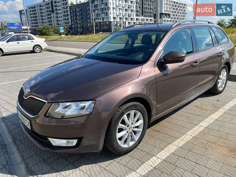 Универсал Skoda Octavia 2015 в Львове