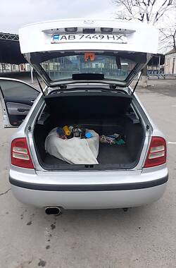 Лифтбек Skoda Octavia 2003 в Гайсине