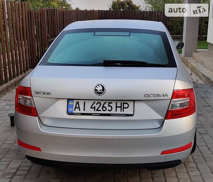 Хэтчбек Skoda Octavia 2014 в Ирпене