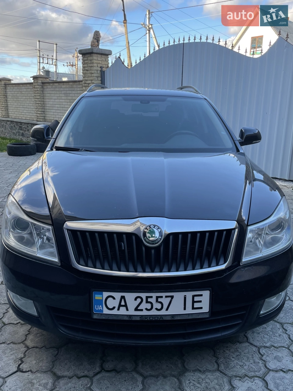 2011 Skoda Octavia - мініатюра 2