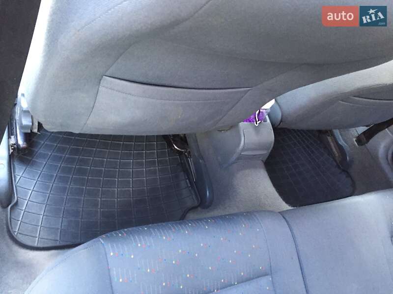 Ліфтбек Skoda Octavia 2001 в Томашполі