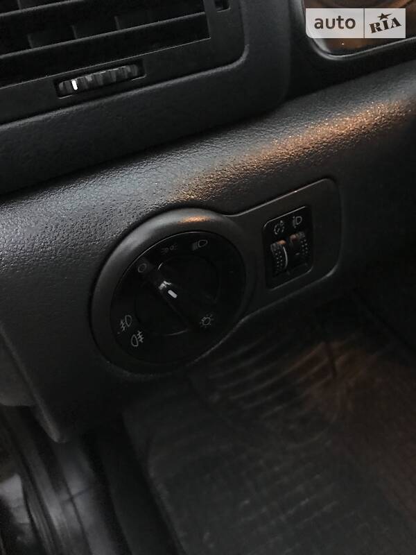 Лифтбек Skoda Octavia 2002 в Виннице