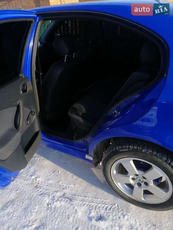 Хетчбек Skoda Octavia 2004 в Кропивницькому