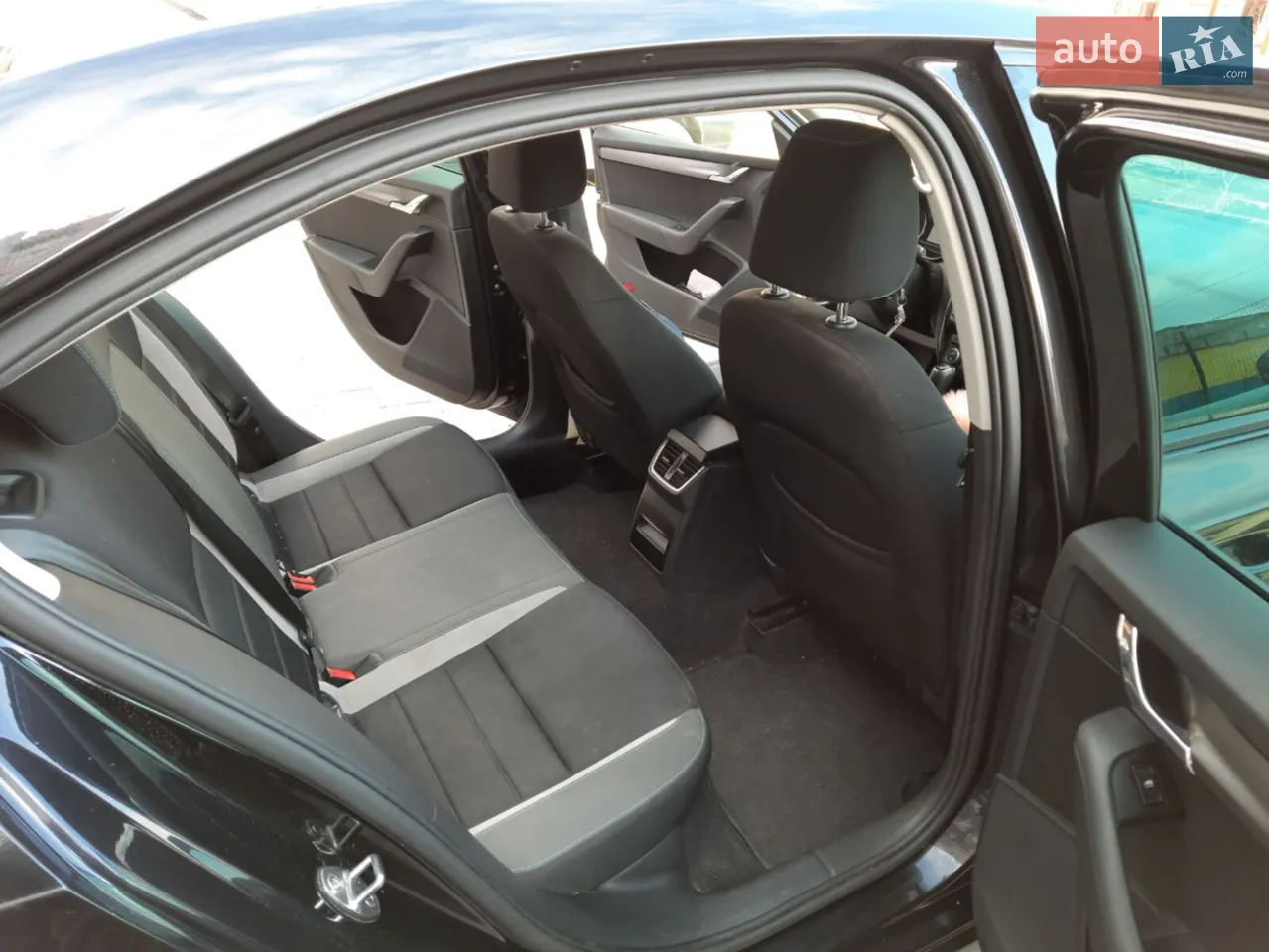 2016 Skoda Octavia - мініатюра 4