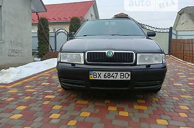 Хэтчбек Skoda Octavia 2001 в 