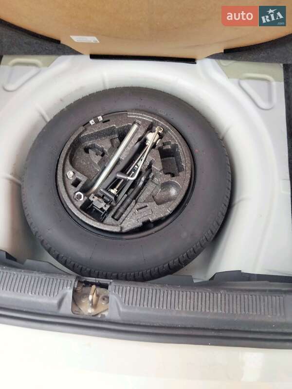 Універсал Skoda Octavia 2011 в Ірпені