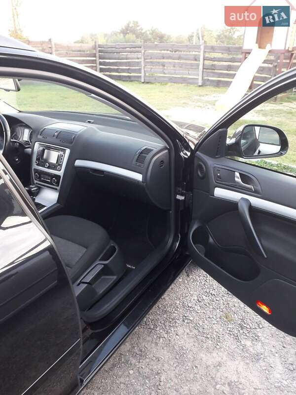 Универсал Skoda Octavia 2011 в Радехове фото 7 Универсал Skoda Octavia 2011 в Радехове